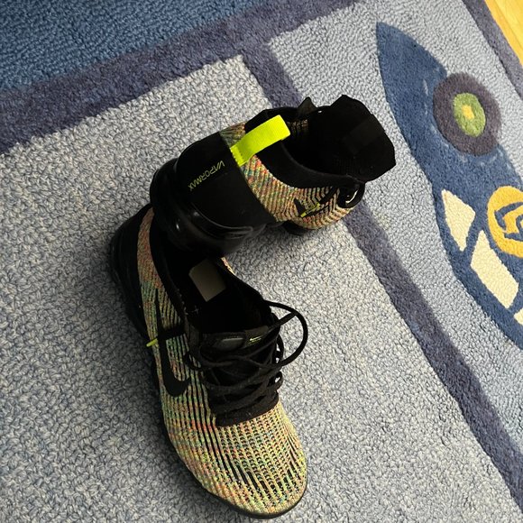 Nike Air VaporMax Flyknit 3 Multi - Color main image 12